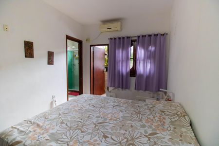 Casa à venda com 258m², 4 quartos e sem vaga Casa à venda com 258m², 4 quartos e sem vagaSuíte 2