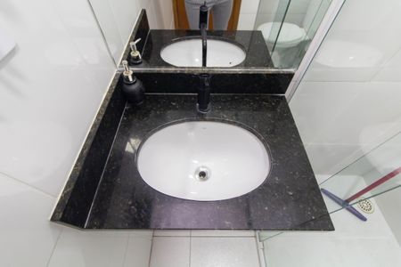 Casa de condomínio à venda com 50m², 2 quartos e 1 vagaBanheiro