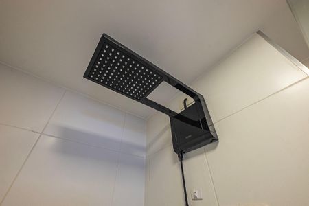 Banheiro Social de kitnet/studio à venda com 1 quarto, 26m² em Cerqueira César, São Paulo