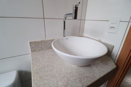 Apartamento para alugar com 40m², 2 quartos e 1 vagaBanheiro Social