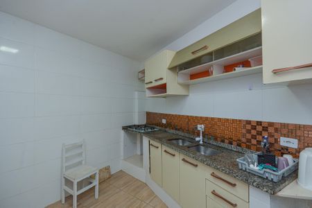 Casa para alugar com 100m², 2 quartos e sem vaga Casa para alugar com 100m², 2 quartos e sem vagaCozinha