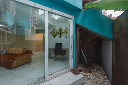 Casa para alugar com 100m², 2 quartos e sem vaga Casa para alugar com 100m², 2 quartos e sem vagaQuintal