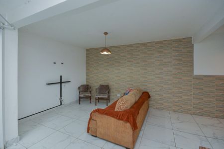 Casa para alugar com 100m², 2 quartos e sem vaga Casa para alugar com 100m², 2 quartos e sem vagaSala