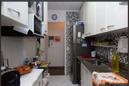Apartamento à venda com 53m², 2 quartos e 1 vagaCozinha 