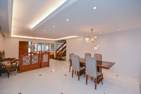 Sala de Jantar de casa para alugar com 3 quartos, 800m² em Interlagos, São Paulo