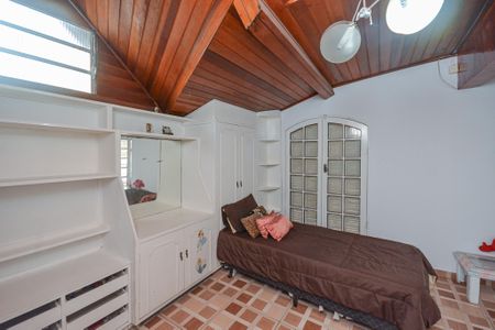 Casa para alugar com 800m², 3 quartos e 3 vagas Casa para alugar com 800m², 3 quartos e 3 vagasSuíte 2