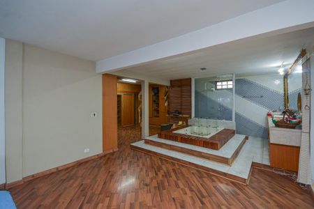 Casa para alugar com 800m², 3 quartos e 3 vagas Casa para alugar com 800m², 3 quartos e 3 vagasSuíte 1