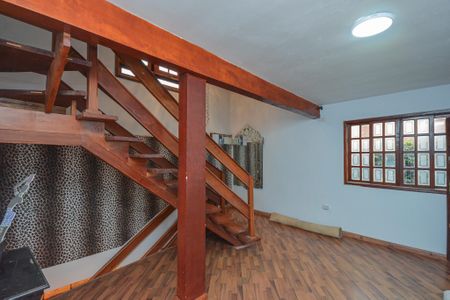 Casa para alugar com 800m², 3 quartos e 3 vagas Casa para alugar com 800m², 3 quartos e 3 vagasSala de TV