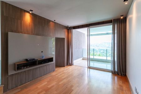 Casa de condomínio à venda com 880m², 6 quartos e 5 vagasSala 2