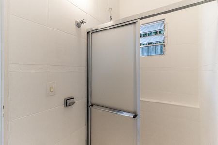 Apartamento para alugar com 75m², 2 quartos e sem vagaBanheiro