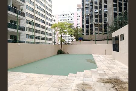 Apartamento à venda com 120m², 2 quartos e 1 vagaÁrea comum