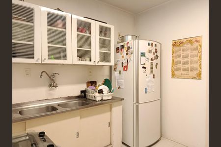 Apartamento à venda com 120m², 2 quartos e 1 vagaCozinha