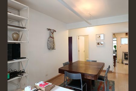 Apartamento à venda com 120m², 2 quartos e 1 vagaSala