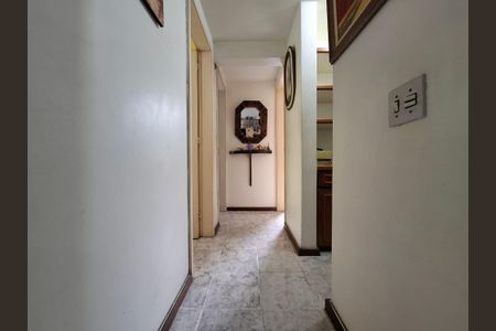 Apartamento à venda com 120m², 3 quartos e 1 vagaCorredor