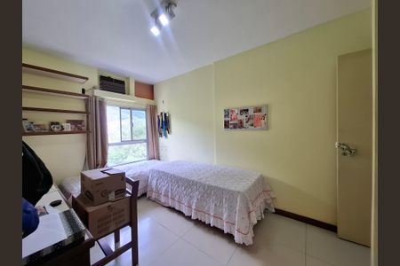 Quarto 1 de apartamento à venda com 3 quartos, 120m² em Cosme Velho, Rio de Janeiro