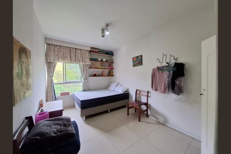 Apartamento à venda com 120m², 3 quartos e 1 vagaQuarto 2