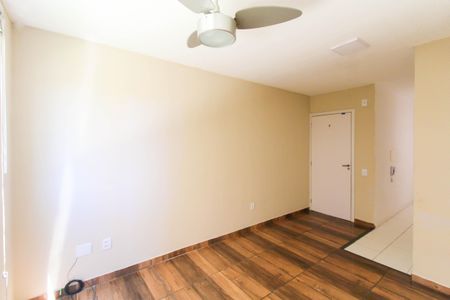 Sala de apartamento para alugar com 2 quartos, 42m² em Mato Grande, Canoas
