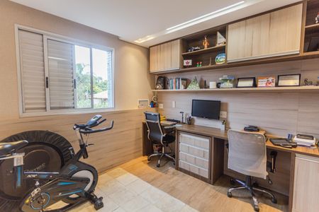 Apartamento à venda com 144m², 4 quartos e 3 vagasQuarto 2