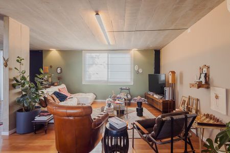 Casa para alugar com 380m², 3 quartos e 2 vagasSala