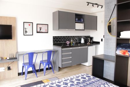 Studio de kitnet/studio para alugar com 1 quarto, 25m² em Santa Ifigênia, São Paulo