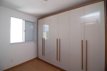 Quarto 1 de apartamento para alugar com 2 quartos, 43m² em Jardim Rosa de Franca, Guarulhos