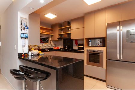 Cozinha Americana de casa para alugar com 4 quartos, 270m² em Água Branca, São Paulo