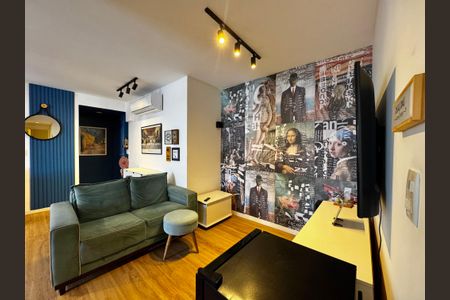 Sala de apartamento para alugar com 3 quartos, 108m² em Barra da Tijuca, Rio de Janeiro