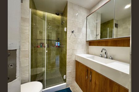 Apartamento à venda com 108m², 3 quartos e 2 vagasBanheiro Social