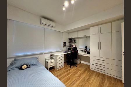 Apartamento à venda com 108m², 3 quartos e 2 vagasQuarto