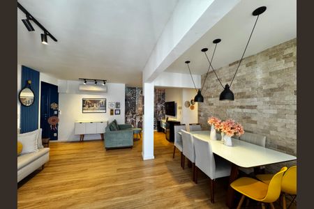 Apartamento à venda com 108m², 3 quartos e 2 vagasSala