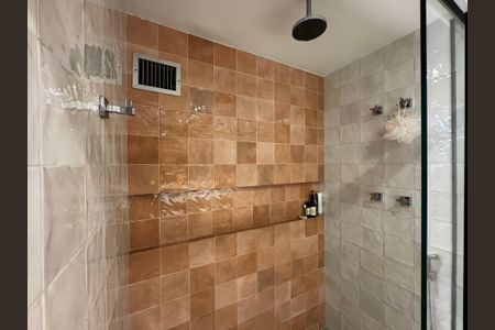 Apartamento à venda com 108m², 3 quartos e 2 vagasSuíte - Banheiro