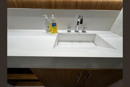 Apartamento à venda com 108m², 3 quartos e 2 vagasSuíte - Banheiro