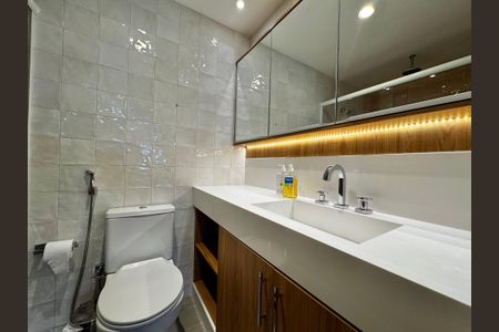 Apartamento à venda com 108m², 3 quartos e 2 vagasBanheiro Social