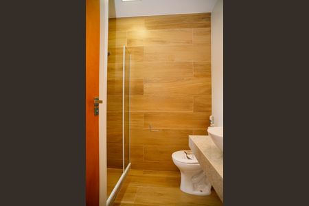 Casa à venda com 130m², 3 quartos e 2 vagas Casa à venda com 130m², 3 quartos e 2 vagasBanheiro 2