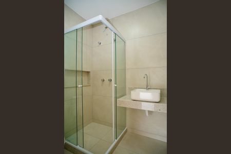 Casa à venda com 130m², 3 quartos e 2 vagas Casa à venda com 130m², 3 quartos e 2 vagasBanheiro da Suíte