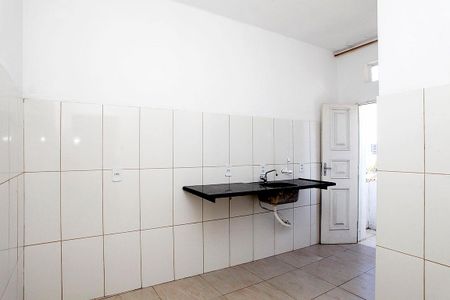 Apartamento à venda com 28m², 1 quarto e sem vagaCozinha + Área de Serviço