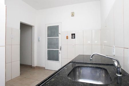 Apartamento à venda com 28m², 1 quarto e sem vagaCozinha + Área de Serviço