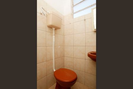 Banheiro da Suíte de apartamento para alugar com 1 quarto, 28m² em Azenha, Porto Alegre