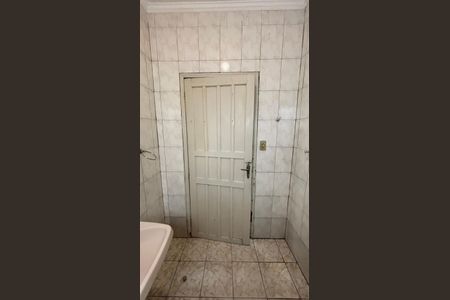 Casa à venda com 86m², 2 quartos e 2 vagasBanheiro