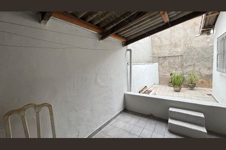 Casa à venda com 86m², 2 quartos e 2 vagasQuintal - Area de Serviço