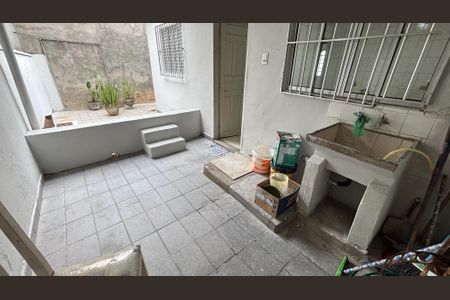 Casa à venda com 86m², 2 quartos e 2 vagasQuintal - Area de Serviço