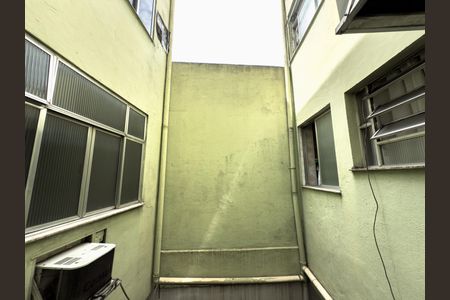 Vista da Sala de apartamento para alugar com 1 quarto, 46m² em Cordovil, Rio de Janeiro