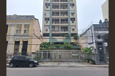 Apartamento à venda com 48m², 1 quarto e 1 vaga Apartamento à venda com 48m², 1 quarto e 1 vagaFachada