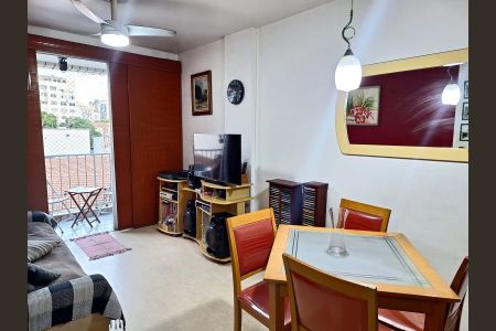 Sala de apartamento à venda com 1 quarto, 48m² em Catete, Rio de Janeiro