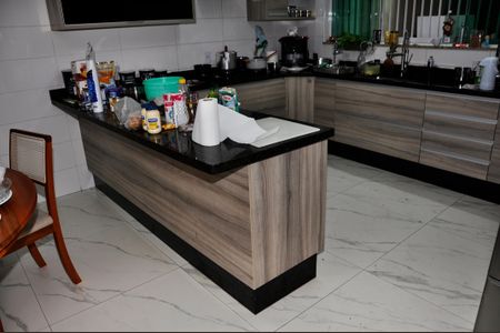 Casa à venda com 166m², 3 quartos e 3 vagasDetalhe - Cozinha Americana