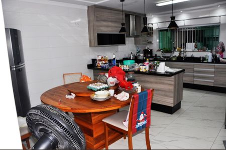 Casa à venda com 166m², 3 quartos e 3 vagasDetalhe - Copa