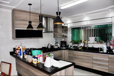 Casa à venda com 166m², 3 quartos e 3 vagasDetalhe - Cozinha Americana