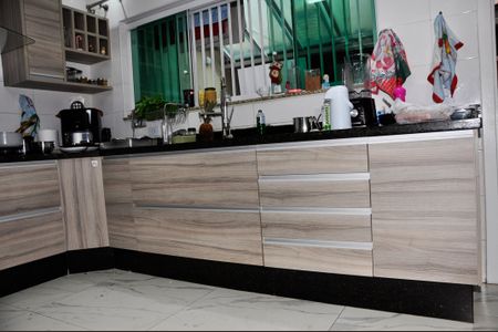 Casa à venda com 166m², 3 quartos e 3 vagasDetalhe - Cozinha Americana