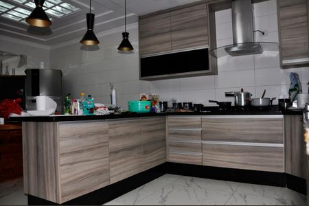 Casa à venda com 166m², 3 quartos e 3 vagasDetalhe - Cozinha Americana