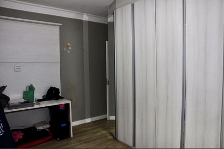 Casa à venda com 166m², 3 quartos e 3 vagasDetalhe - Quarto 02